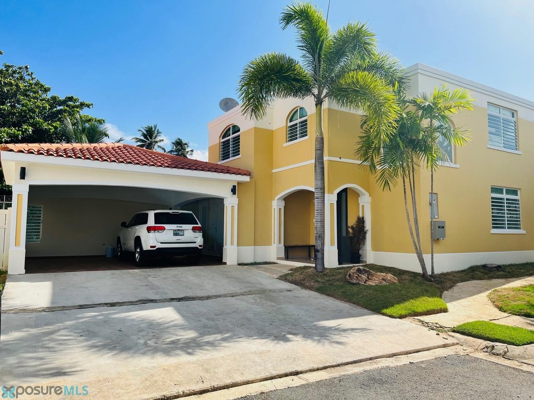 House in Vega Alta, Vega Alta, Puerto Rico 1 - 18306277
