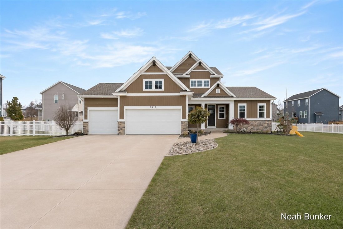House in Hudsonville, Michigan, United States 2 - 18307632