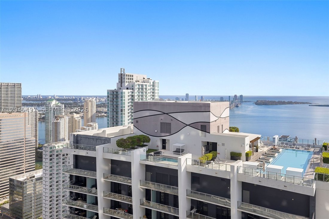 Condo in Miami, Florida, United States 3 - 18306416