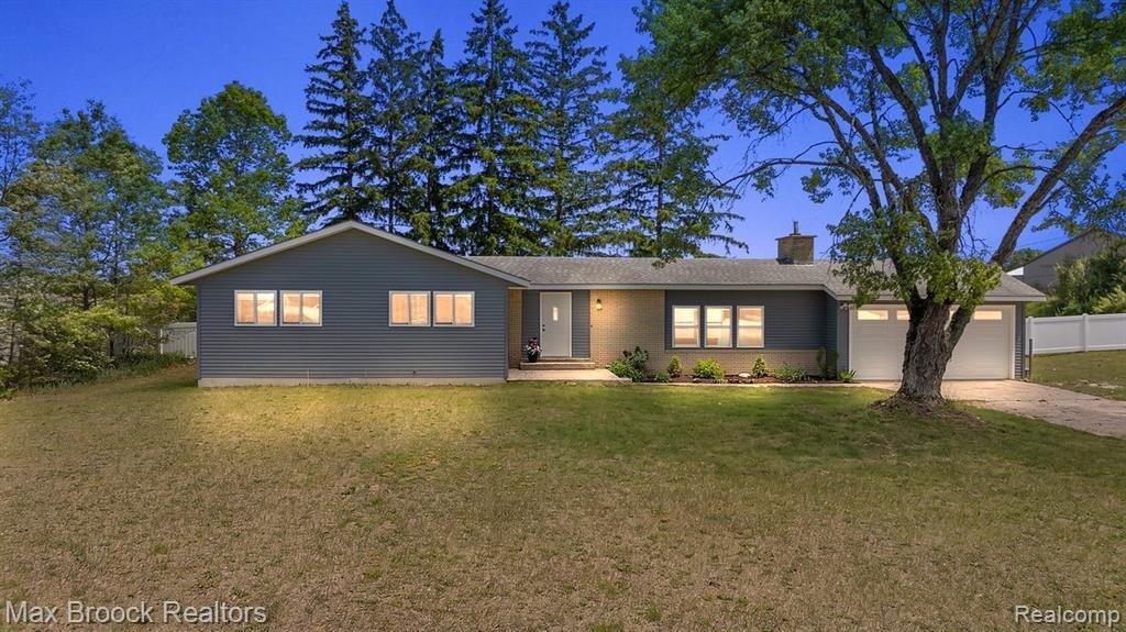 House in Whitehall, Michigan, United States 3 - 18308320