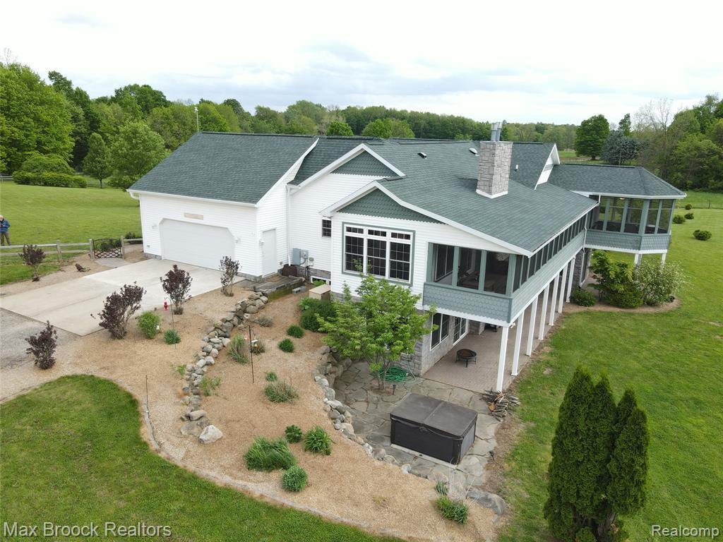 House in Vandalia, Michigan, United States 4 - 18308532