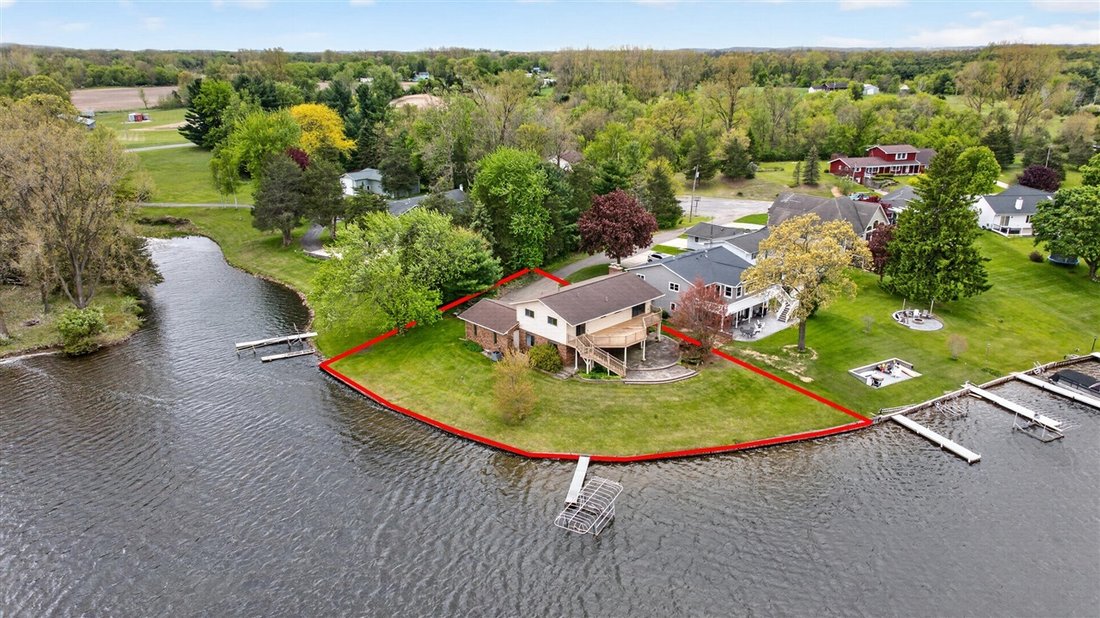House in Brooklyn, Michigan, United States 3 - 18308477