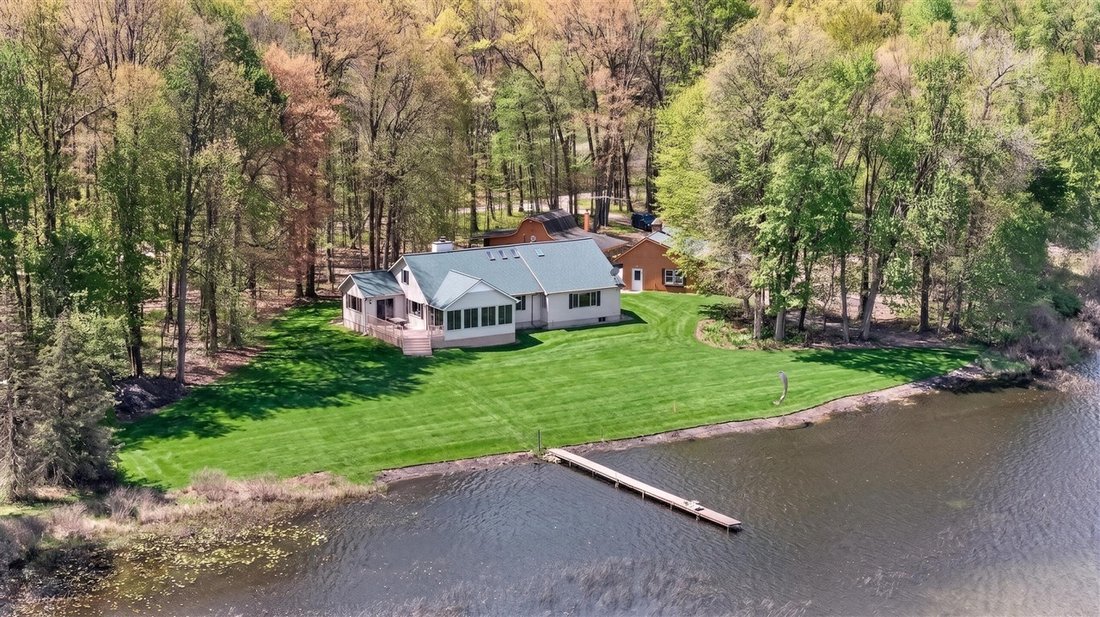 House in Hanover, Michigan, United States 1 - 18308648