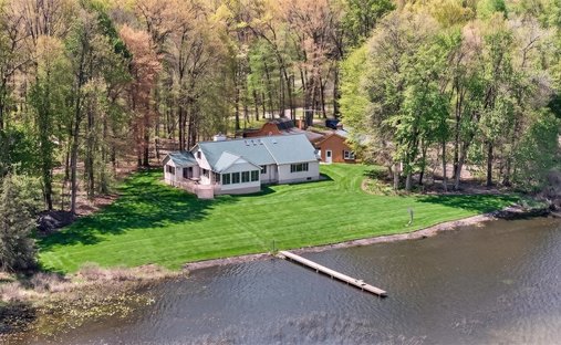 House in Hanover, Michigan, United States 1
