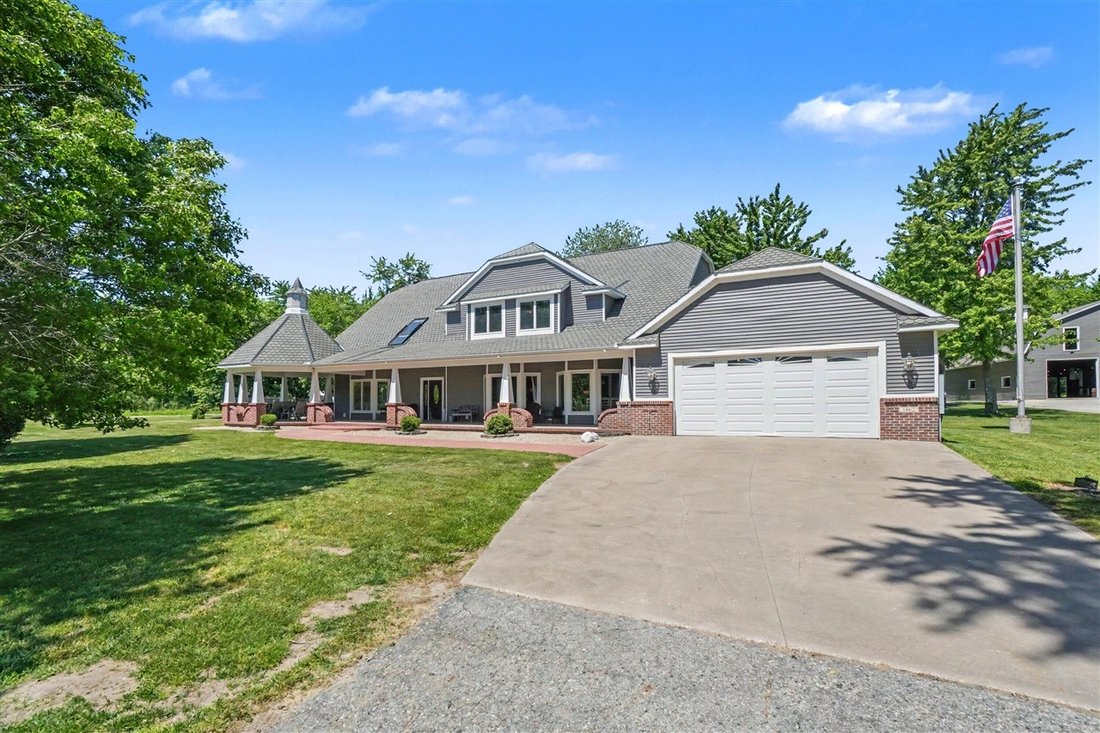 House in Fennville, Michigan, United States 1 - 18307304