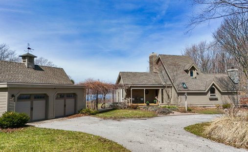 House in Suttons Bay, Michigan, United States 1