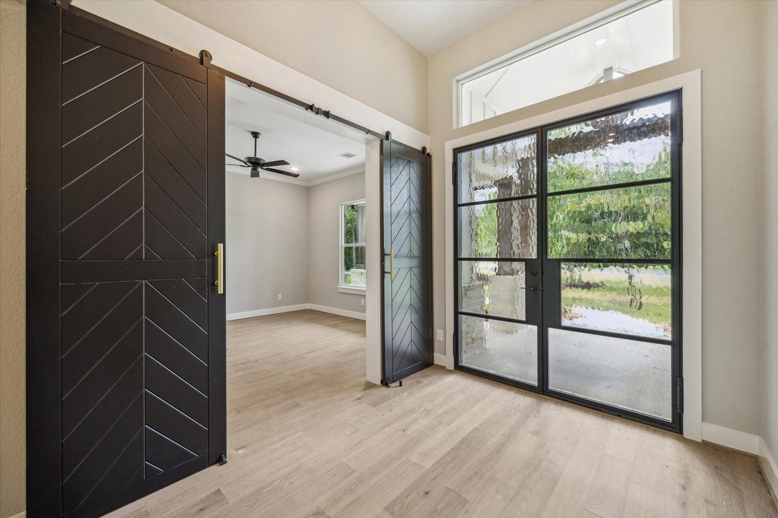House in Cleveland, Texas, United States 4 - 18306545