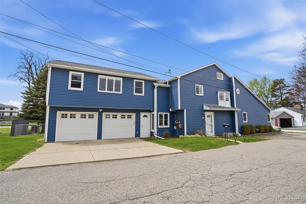 House in Pontiac, Michigan, United States 3 - 18307566