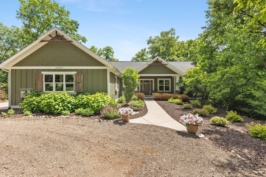 House in Greenville, Michigan, United States 5 - 18308358