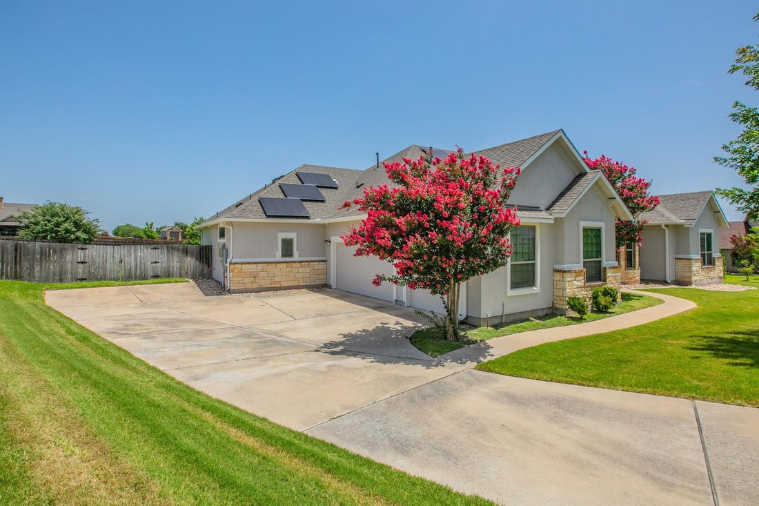 House in Hutto, Texas, United States 4 - 17969049
