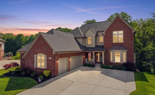 House in Oakland charter Township, Michigan, United States 1