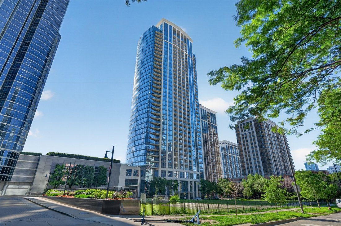 Condo in Chicago, Illinois, United States 1 - 18306667