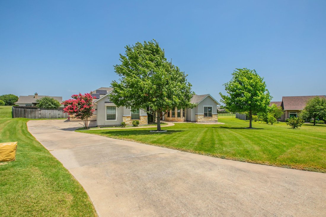 House in Hutto, Texas, United States 5 - 17969049