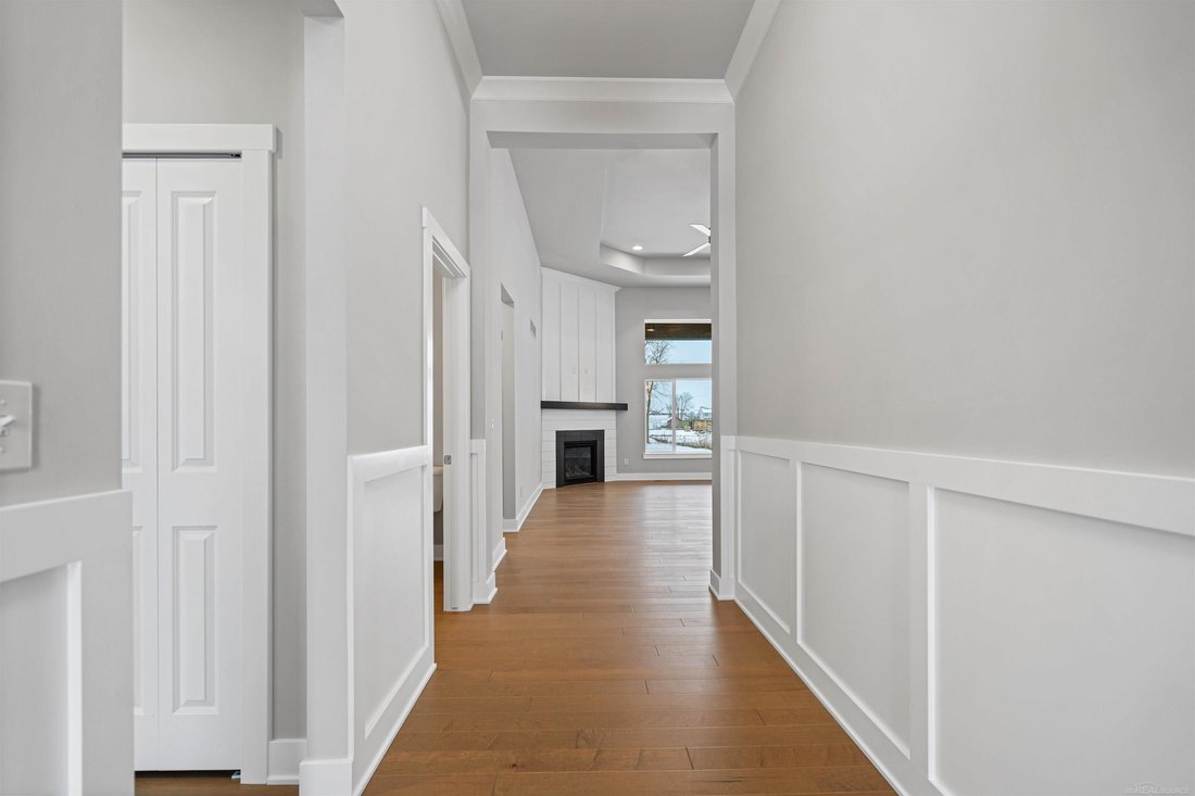 House in New Baltimore, Michigan, United States 5 - 18308427