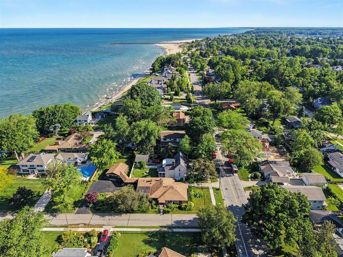 House in South Haven, Michigan, United States 4 - 18307168