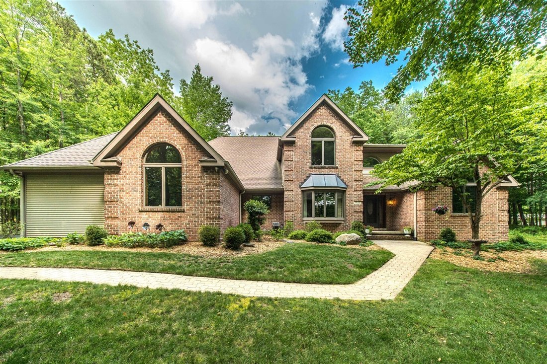 House in Chelsea, Michigan, United States 1 - 18309752