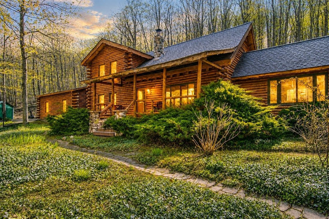 House in Suttons Bay, Michigan, United States 1 - 18307475
