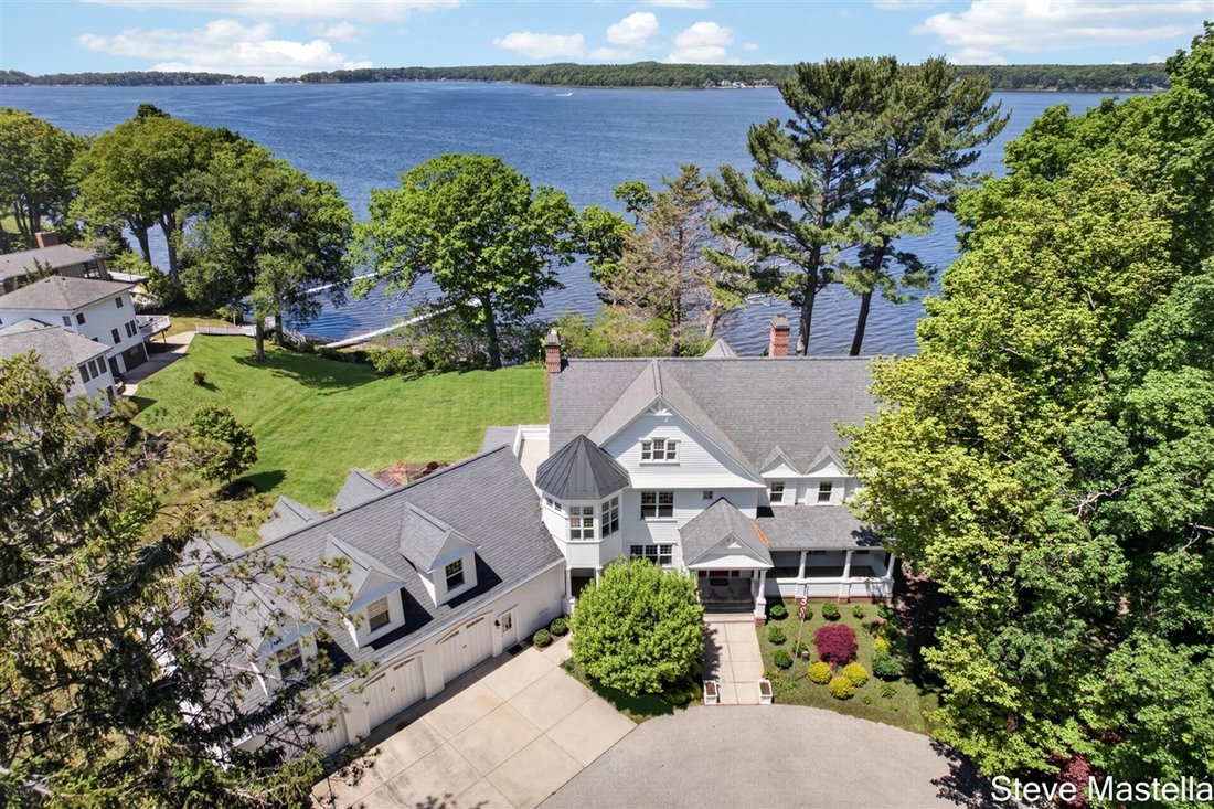 House in Whitehall, Michigan, United States 3 - 18307970