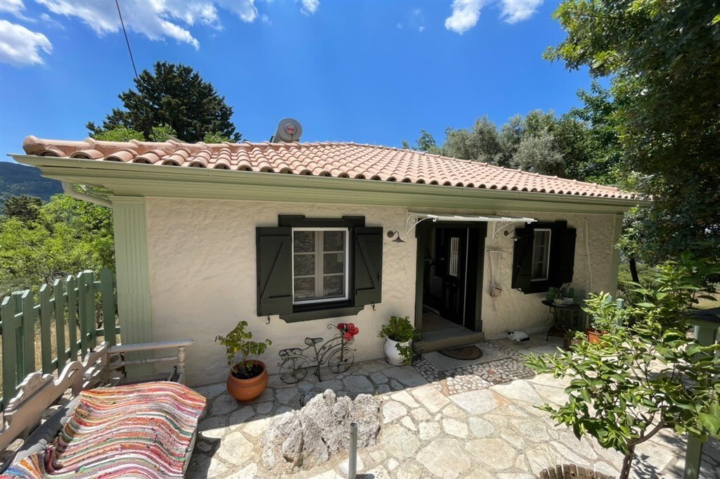 House in Agiou Hlia, Apollonioi, Greece 3 - 18315667