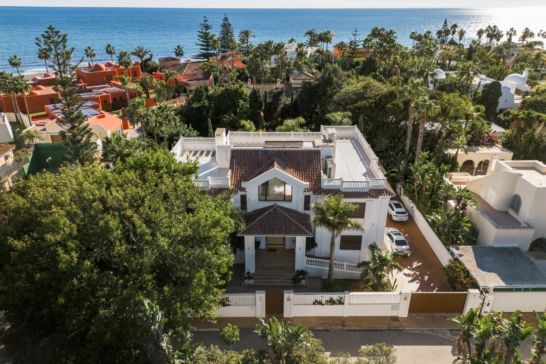 Villa in Guadalmina Baja, San Pedro de Alcantara, Spain 2 - 18315780
