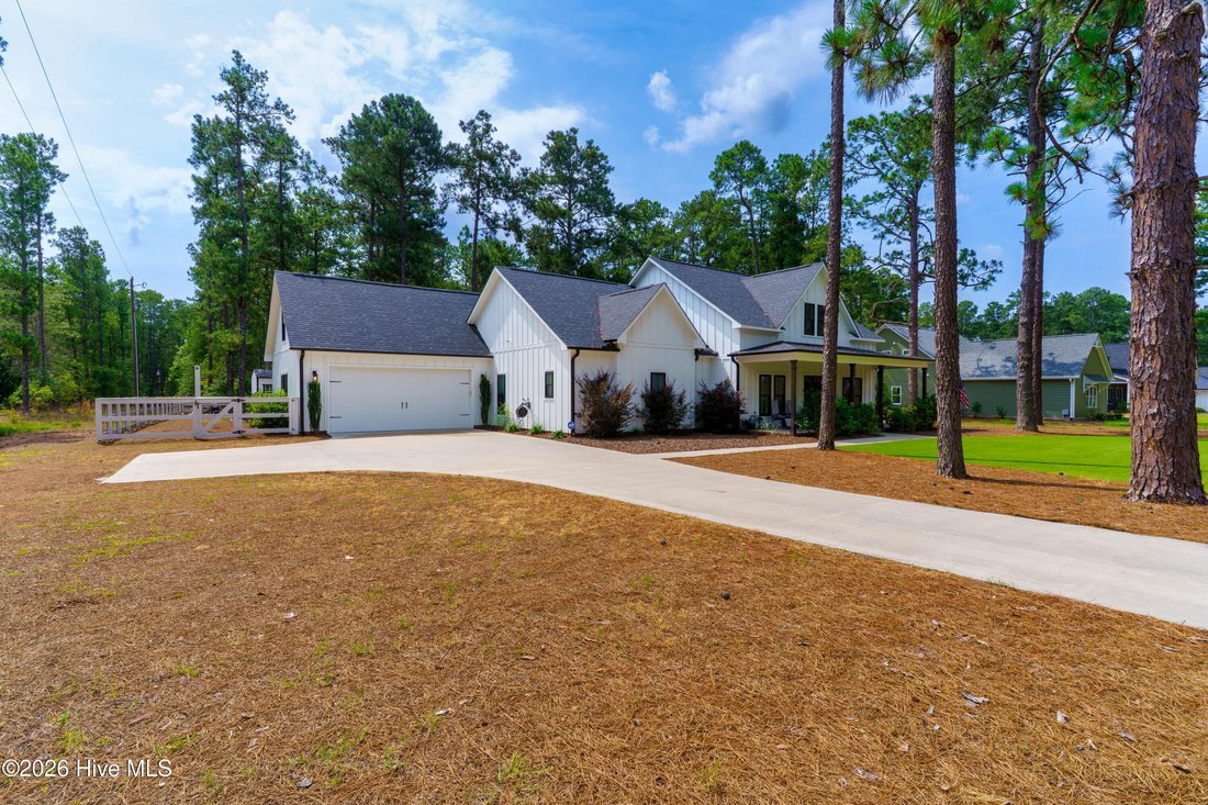 House in Aberdeen, North Carolina, United States 5 - 18315024