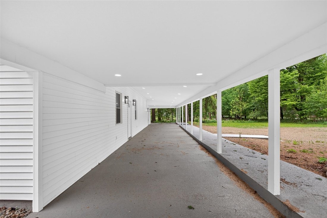 House in Parma, Michigan, United States 5 - 18307977