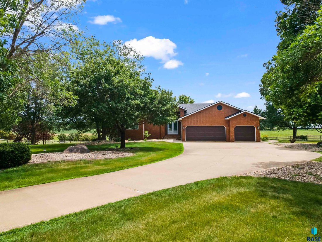 House in Canton, South Dakota, United States 5 - 16705869
