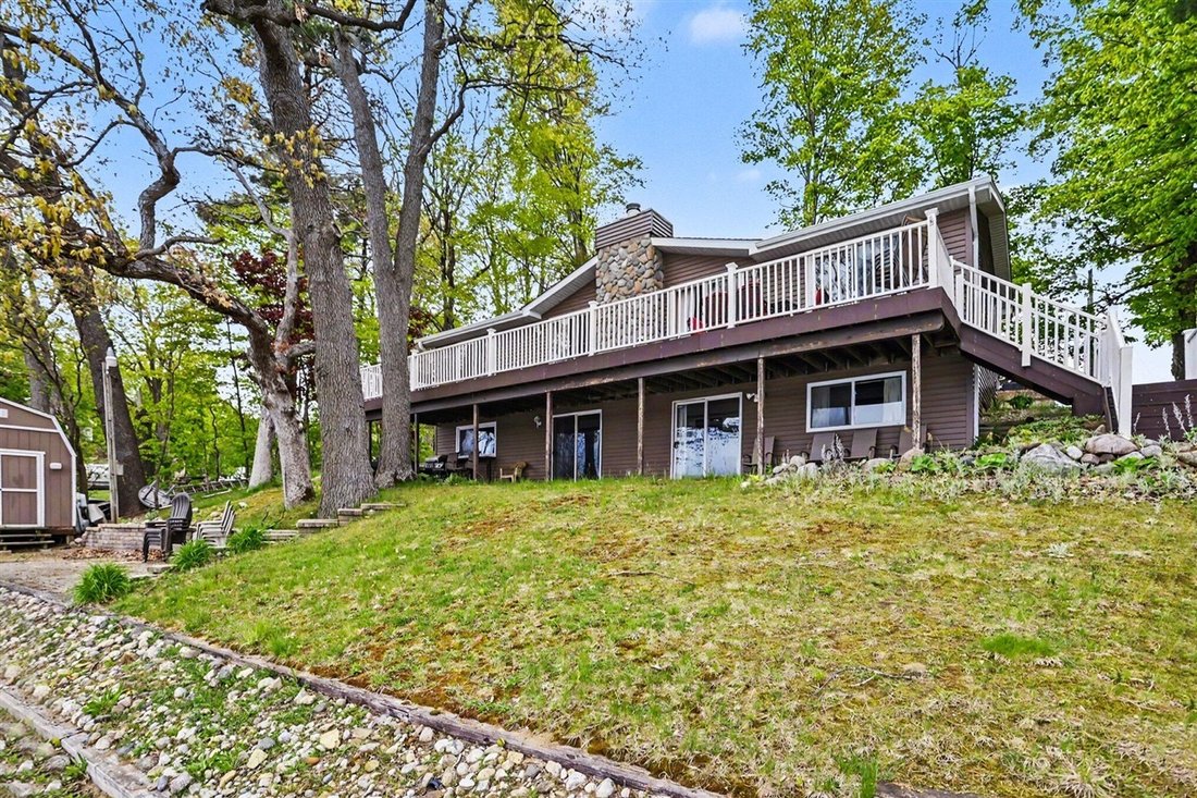 House in Decatur, Michigan, United States 5 - 18309081