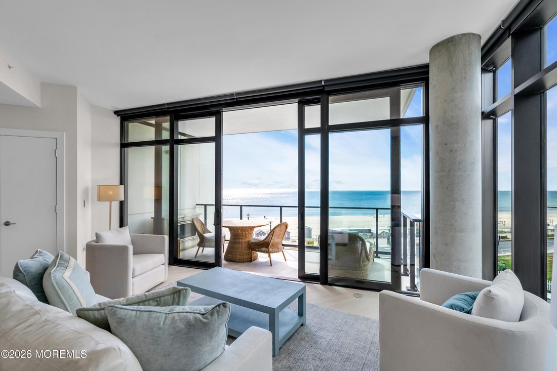 Condo in Long Branch, New Jersey, United States 1 - 18171972