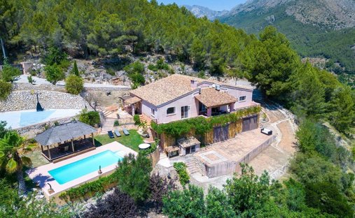House in Callosa d'en Sarria, Valencian Community, Spain 1
