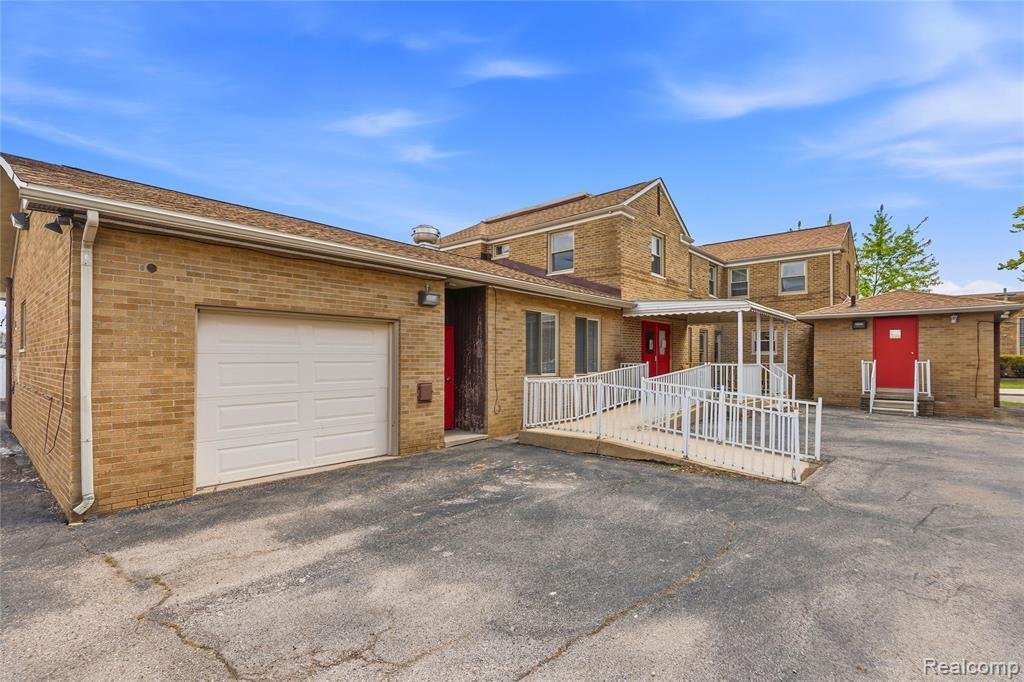 House in Melvindale, Michigan, United States 3 - 18309353