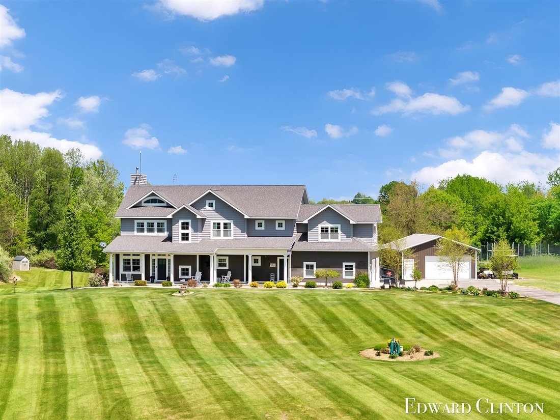 House in Sheridan, Michigan, United States 2 - 18309017