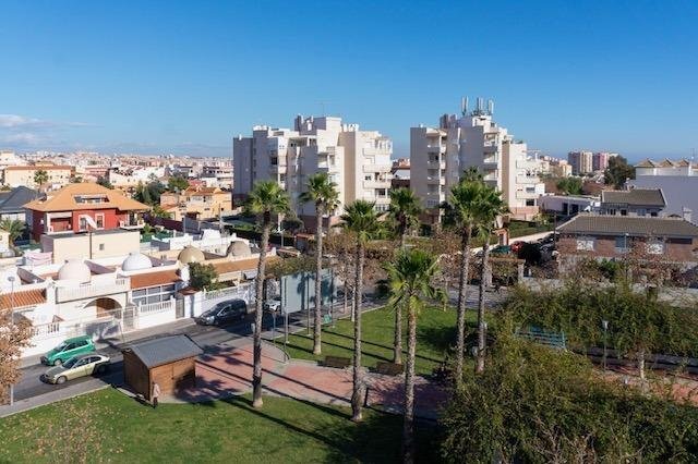Apartment in Torrevieja, Valencian Community, Spain 2 - 18314893