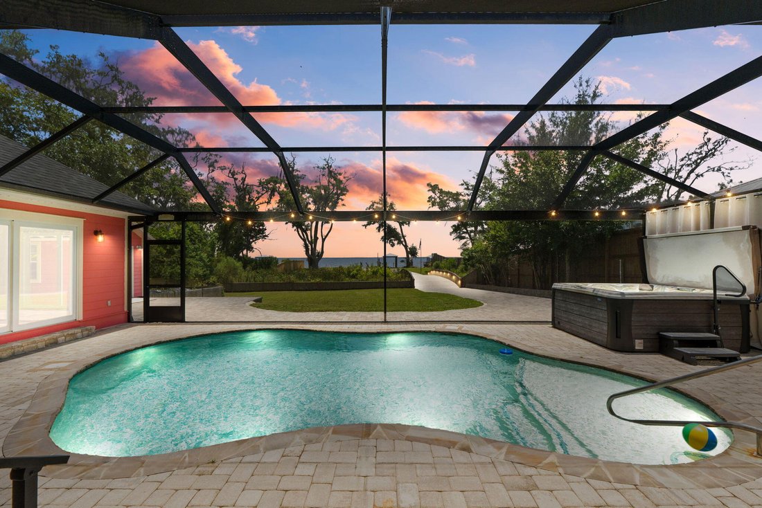 House in Freeport, Florida, United States 3 - 18315828