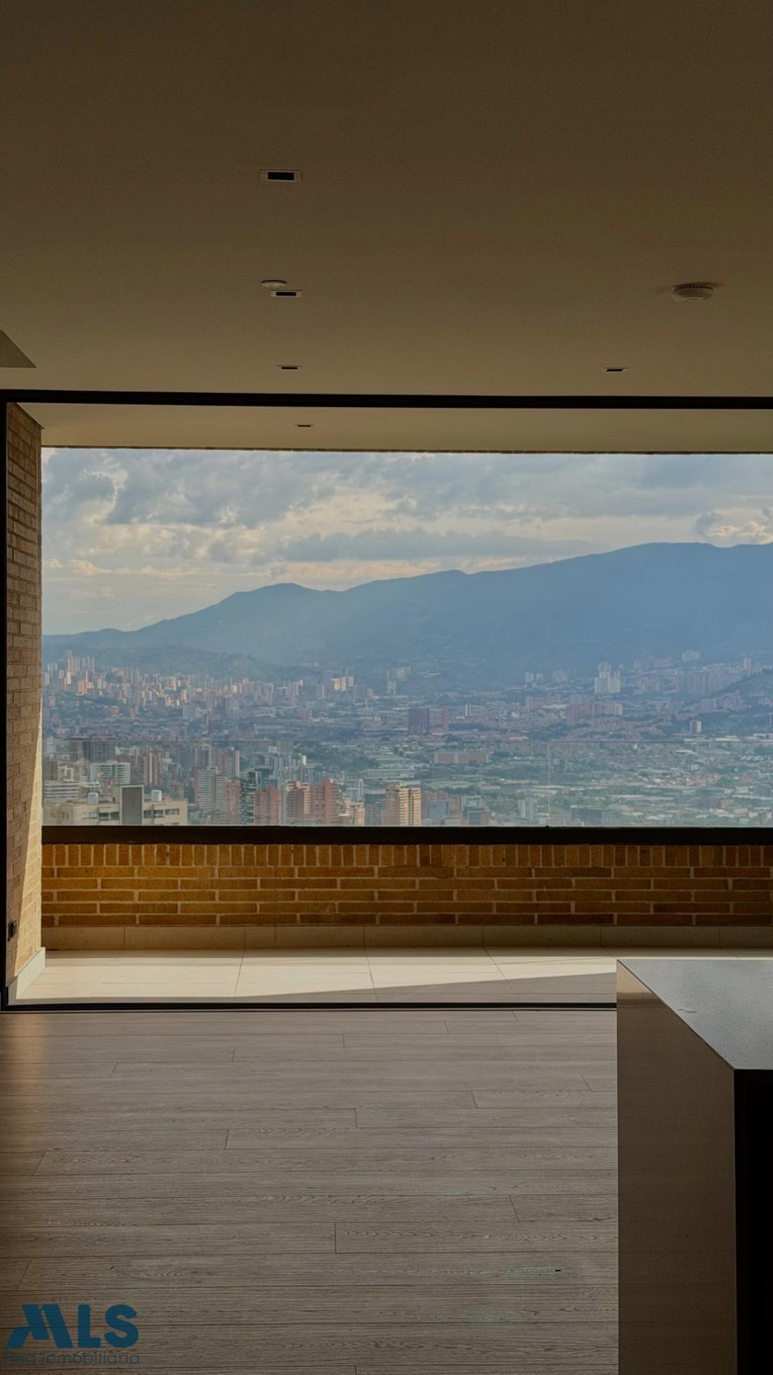 Apartment in Medellín, Antioquia, Colombia 3 - 18316281