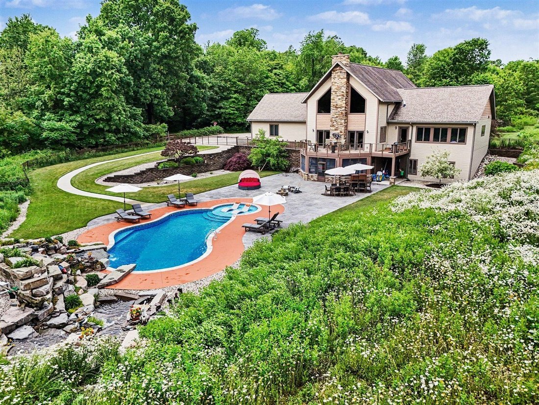 House in East Leroy, Michigan, United States 1 - 18308502