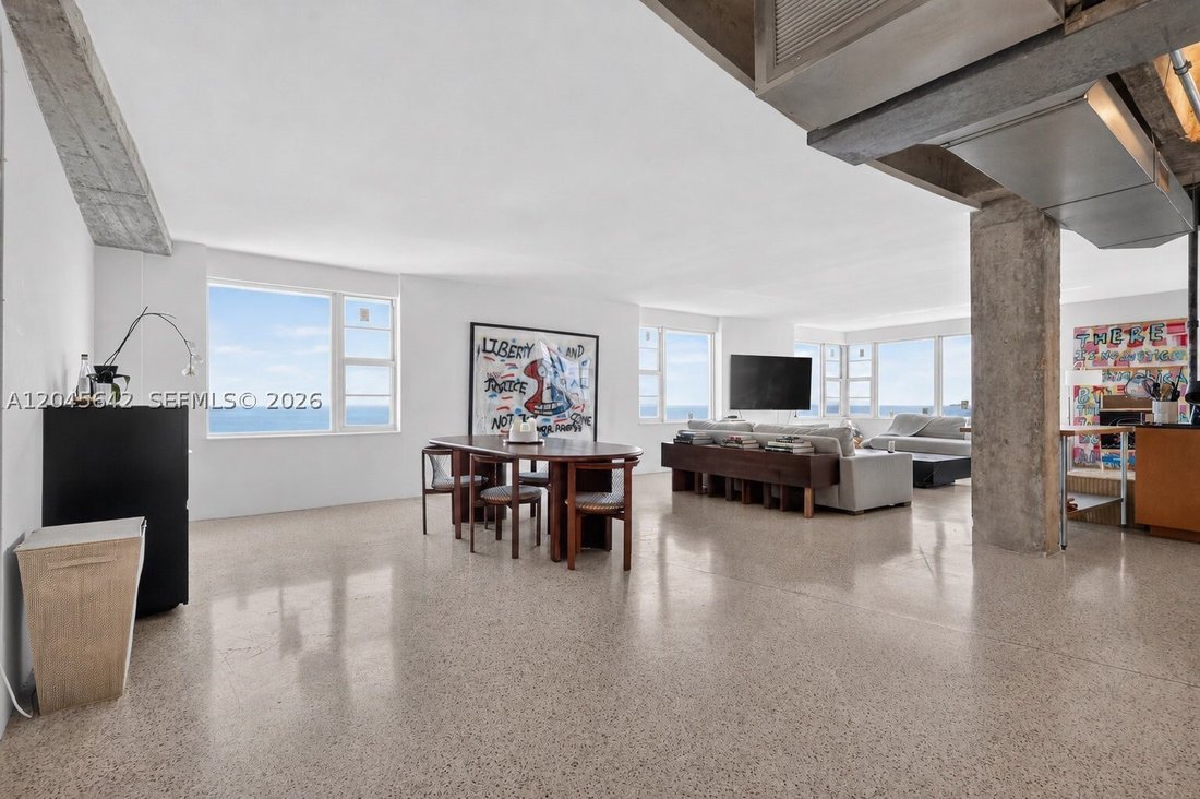 Condo in Miami Beach, Florida, United States 3 - 18313140