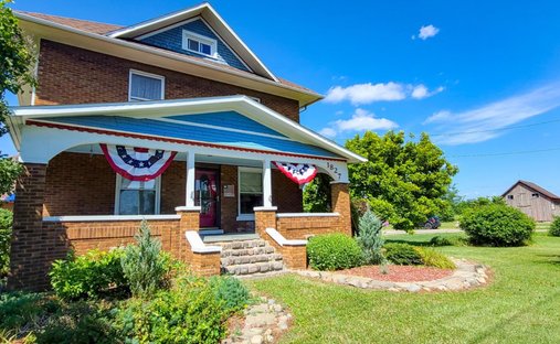 House in Newport, Michigan, United States 1