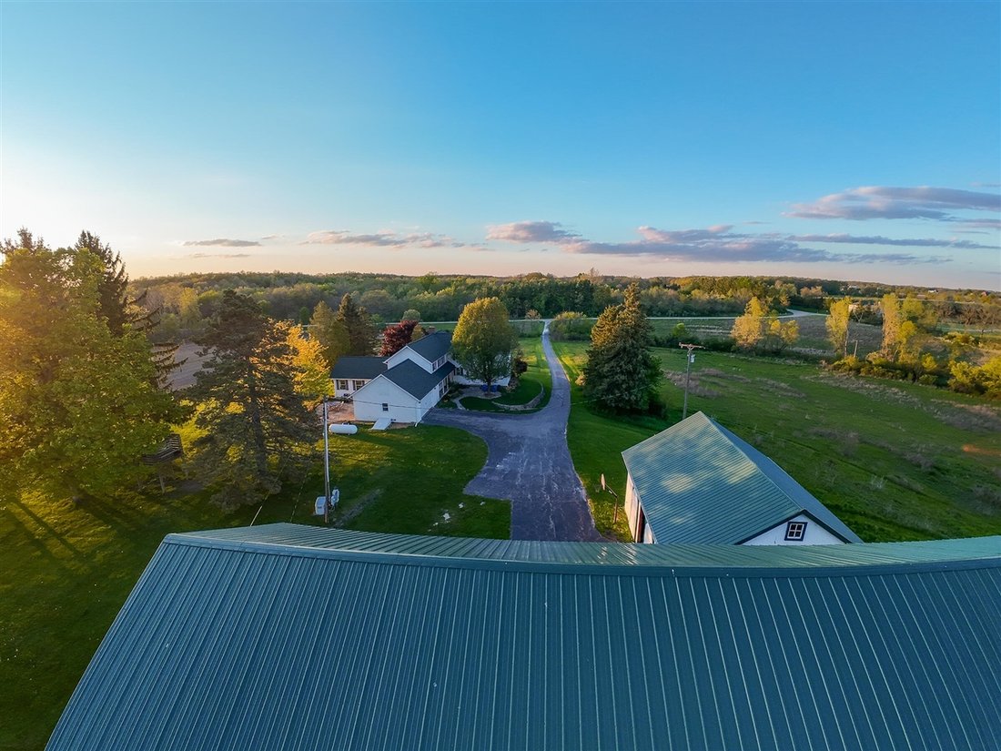 House in Saline, Michigan, United States 5 - 18309523