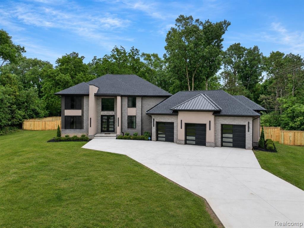 House in Beverly Hills, Michigan, United States 1 - 18309161