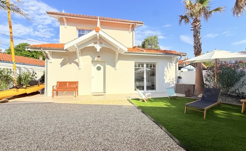 House in Ares, Nouvelle-Aquitaine, France 1