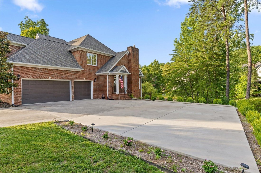 House in Signal Mountain, Tennessee, United States 5 - 18312800