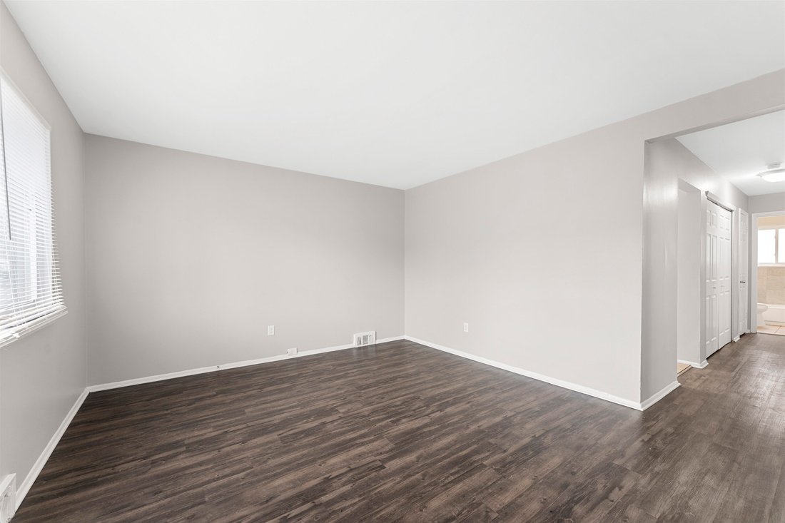 Warren, Michigan, United States 2 - 18309001