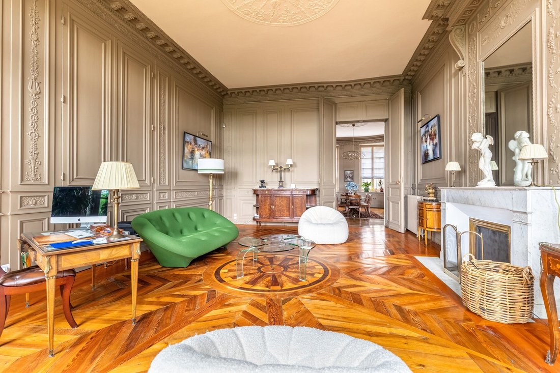 Apartment in Hôtel de Ville-Quinconce-Saint Seurin-Fondaudège, Bordeaux, France 5 - 18315186