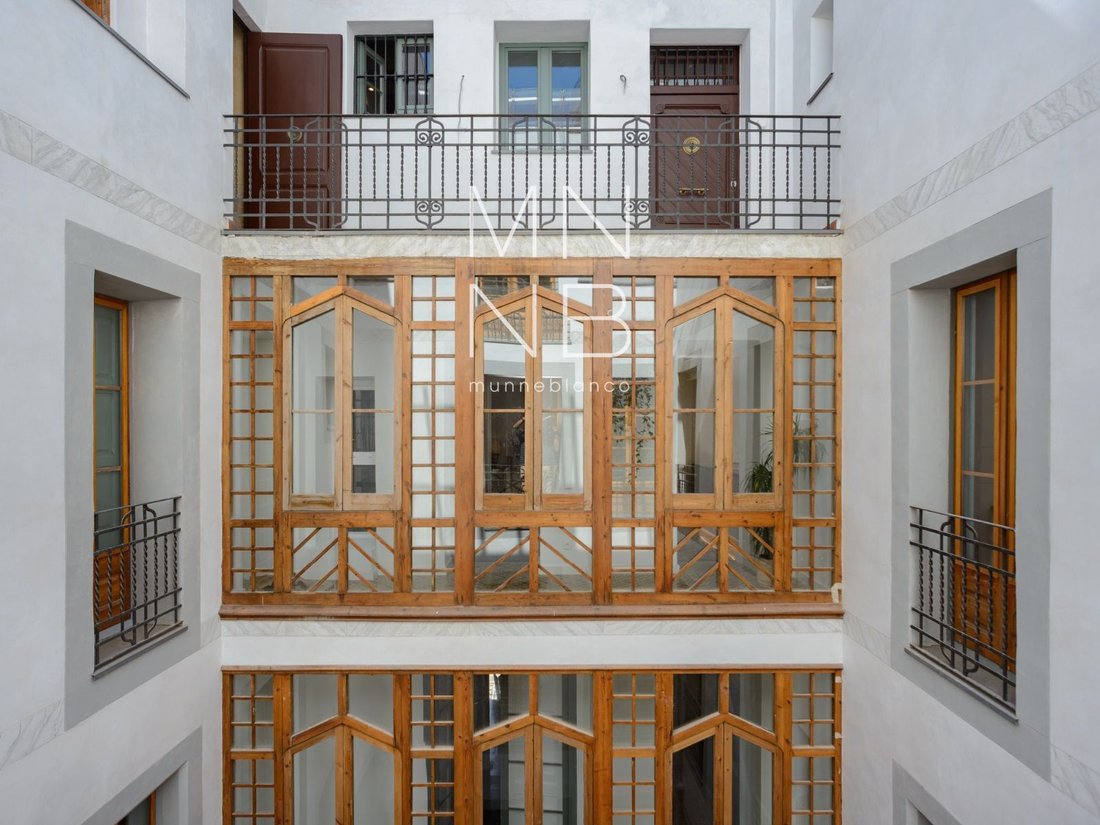 Apartment in Ciutat Vella, Barcelona, Spain 2 - 18313929