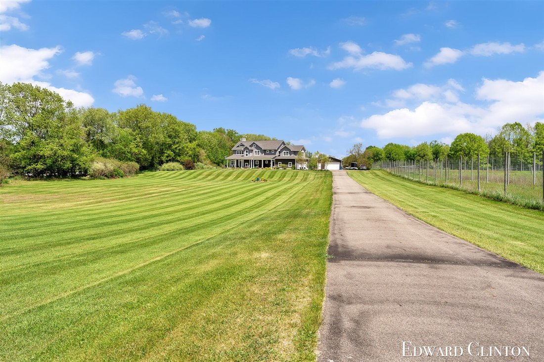 House in Sheridan, Michigan, United States 3 - 18309017