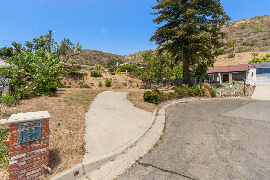 Land in Ventura, California, United States 2 - 18315094