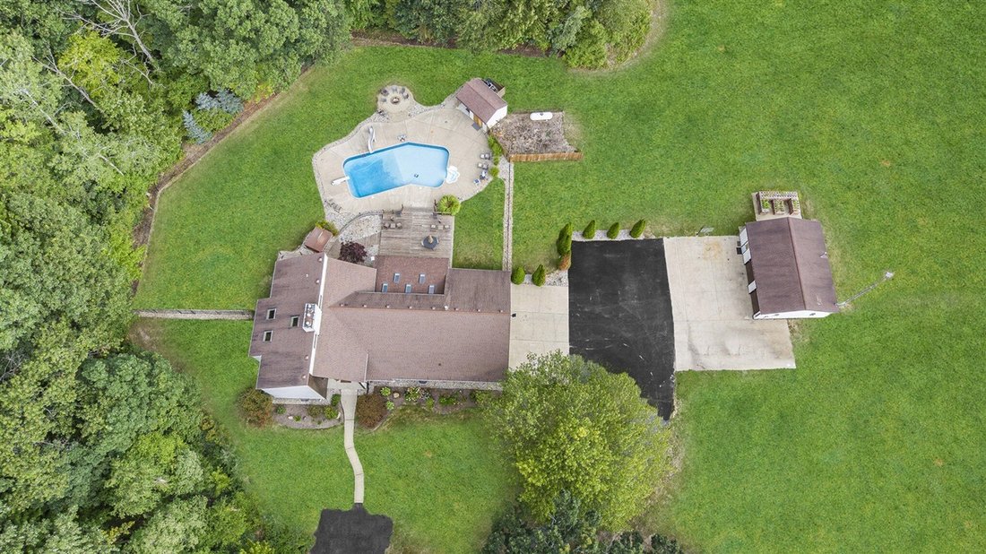 House in Fremont, Michigan, United States 2 - 18309293