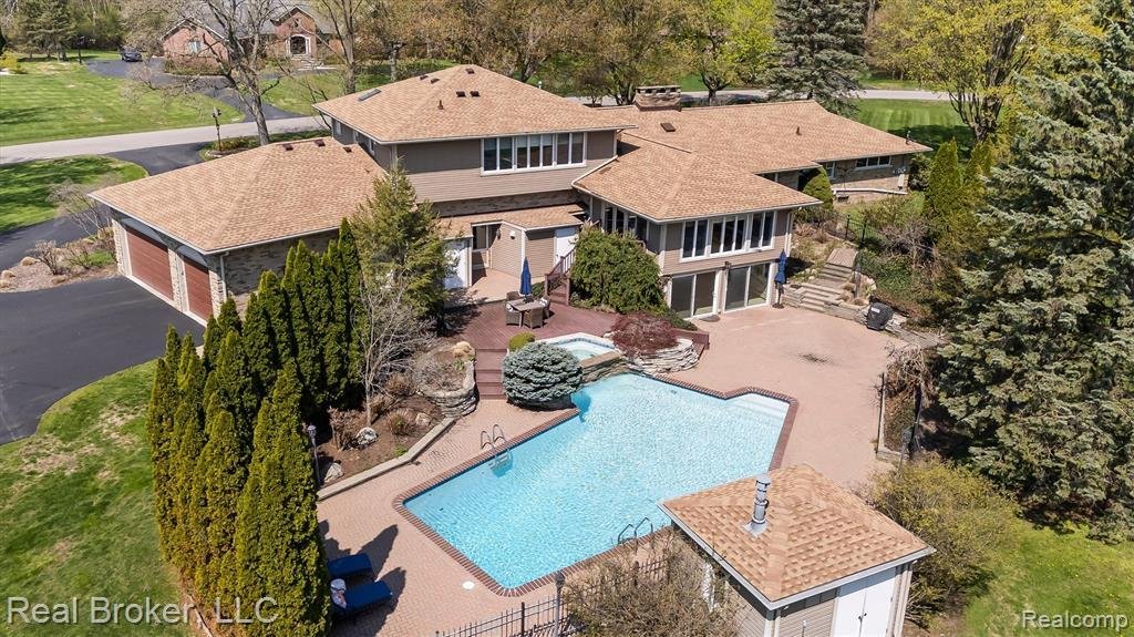 House in Bloomfield Hills, Michigan, United States 1 - 18309477
