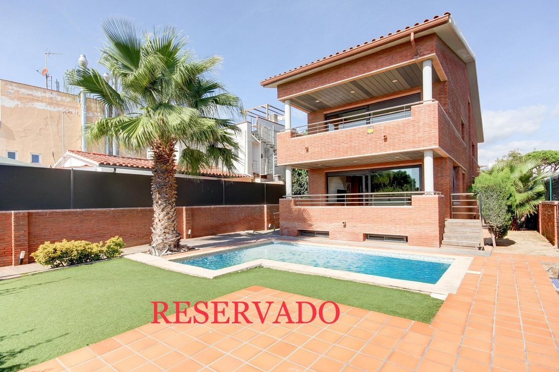 House in Castelldefels, Catalonia, Spain 1 - 18312843